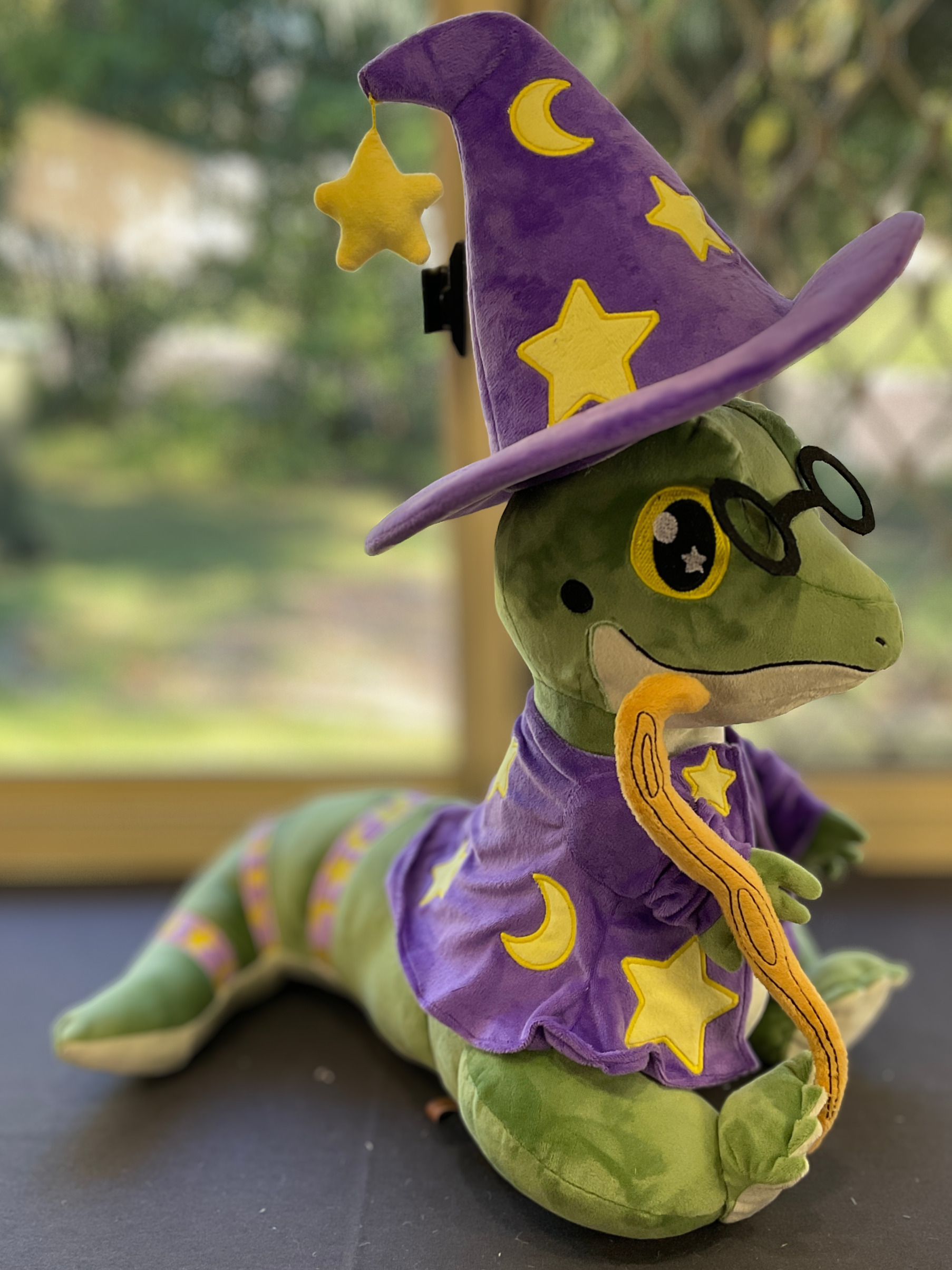 Weighted Wizard Lizard, Grounding Sensory Companion Plush - Image 3